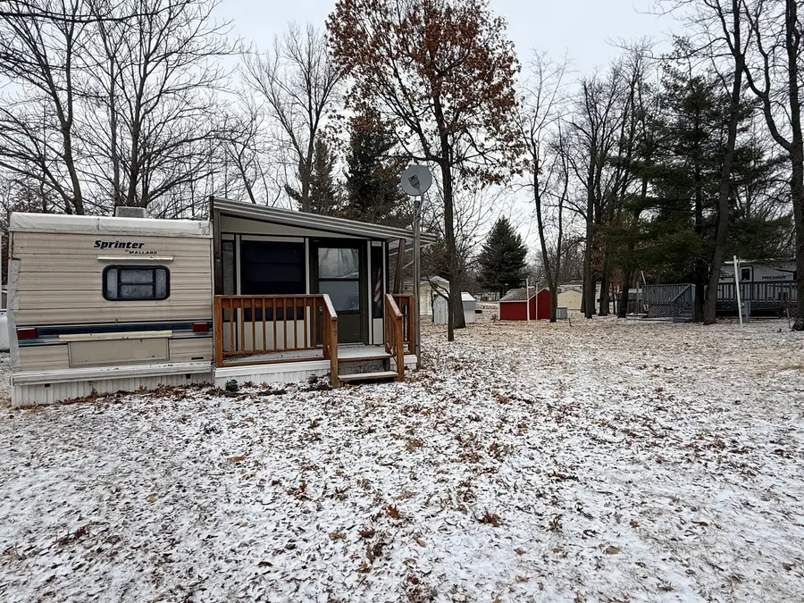 8-21/22 Woodhaven Lakes, Sublette, IL 61367 - #2