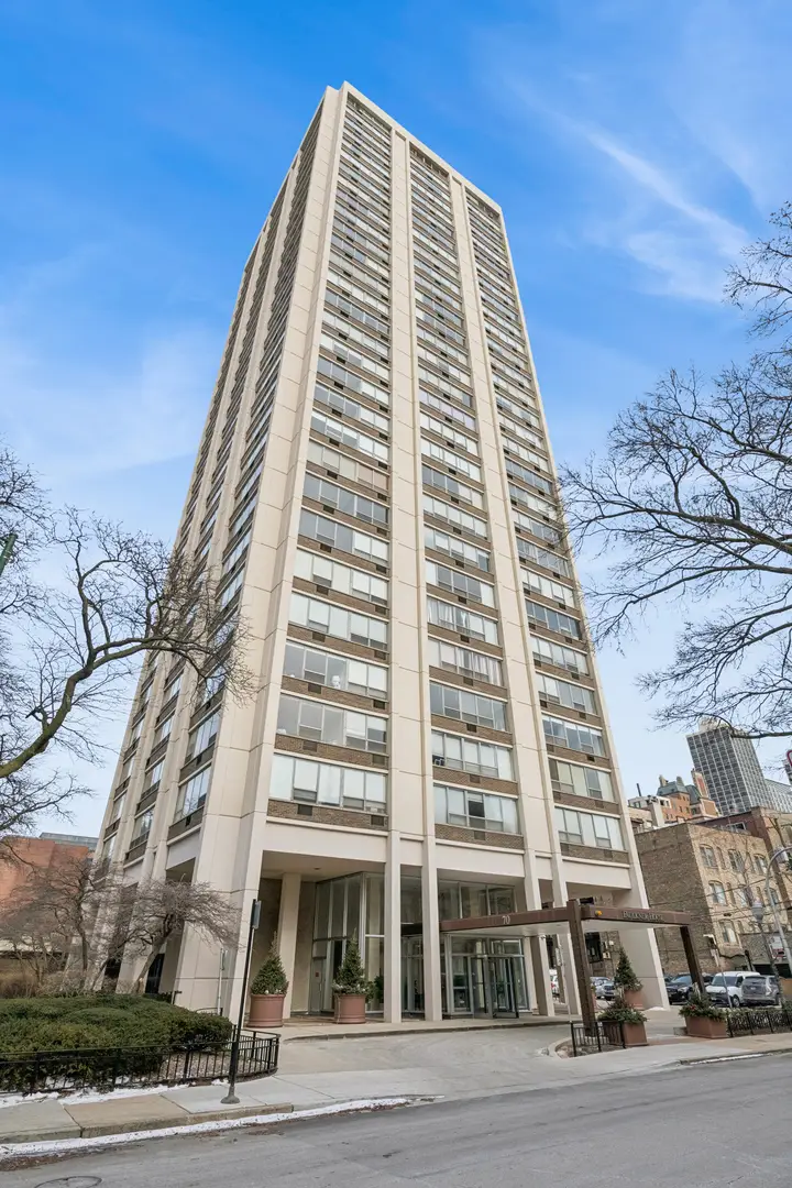 70 W Burton Place #2001F, Chicago, IL 60610 - #2