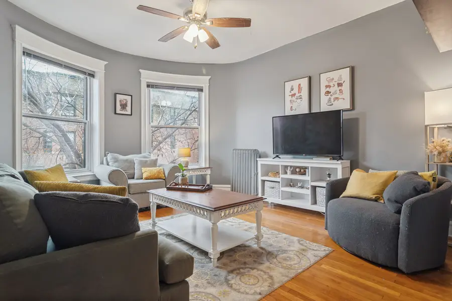 3839 N Wilton Avenue #2, Chicago, IL 60613 - #3