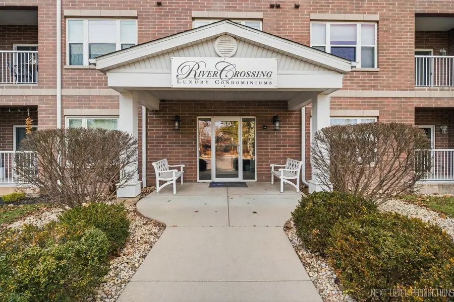 10 N Gilbert Street #217, South Elgin, IL 60177 - #2