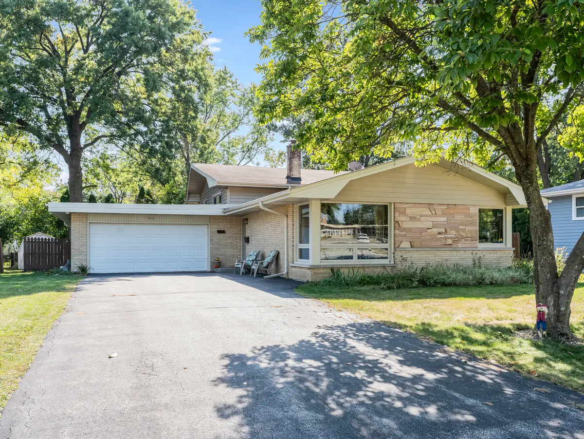 316 Sycamore Drive, Naperville, IL 60540 - #1