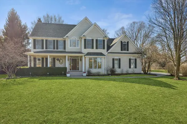 3808 Muirwood Court, Long Grove, IL 60047