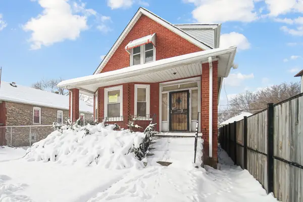 8626 S Kingston Avenue, Chicago, IL 60617