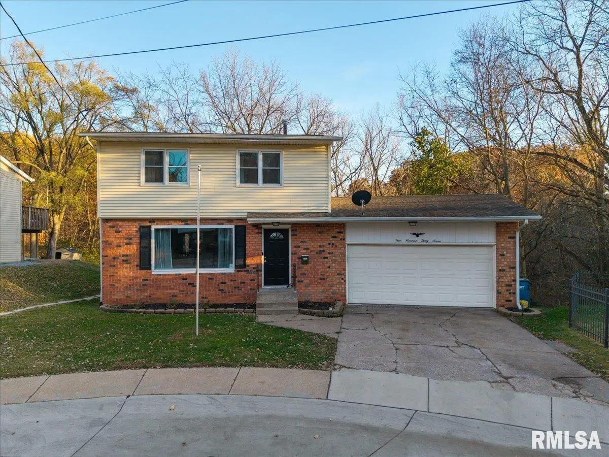 337 5th Street Court, Silvis, IL 61282 - #1