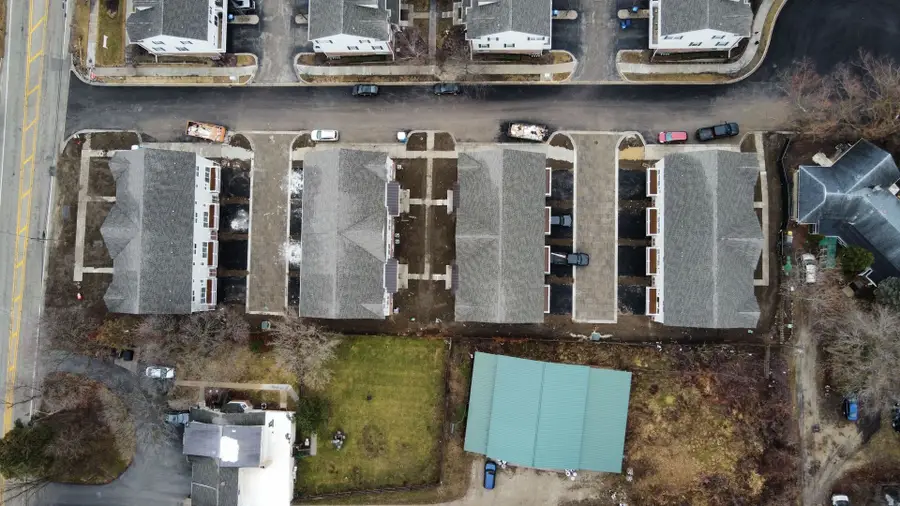 180 Eli Court, Des Plaines, IL 60016 - #2