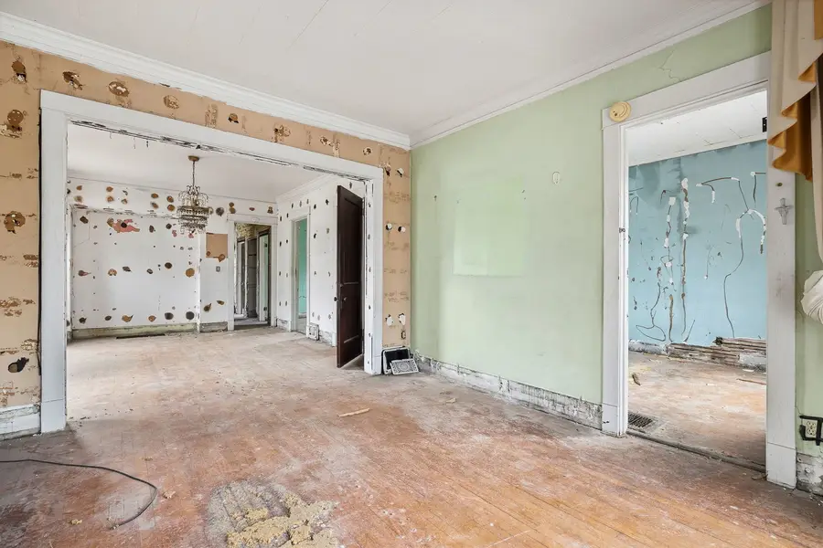 912 N Latrobe Avenue, Chicago, IL 60651 - #2