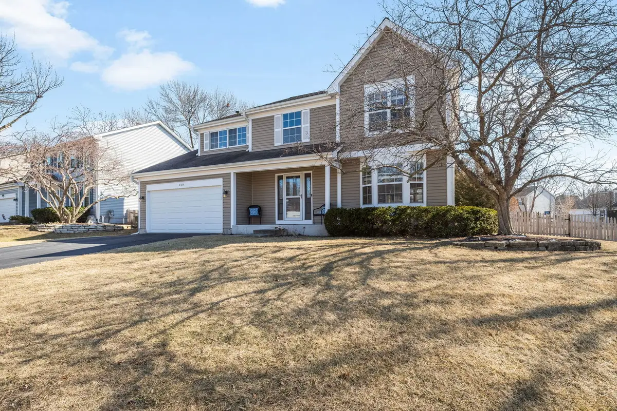 509 W Hawthorne Boulevard, Mundelein, IL 60060 - #1