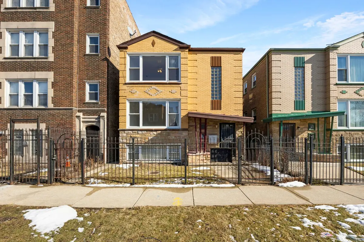 6209 S Seeley Avenue, Chicago, IL 60636 - #1