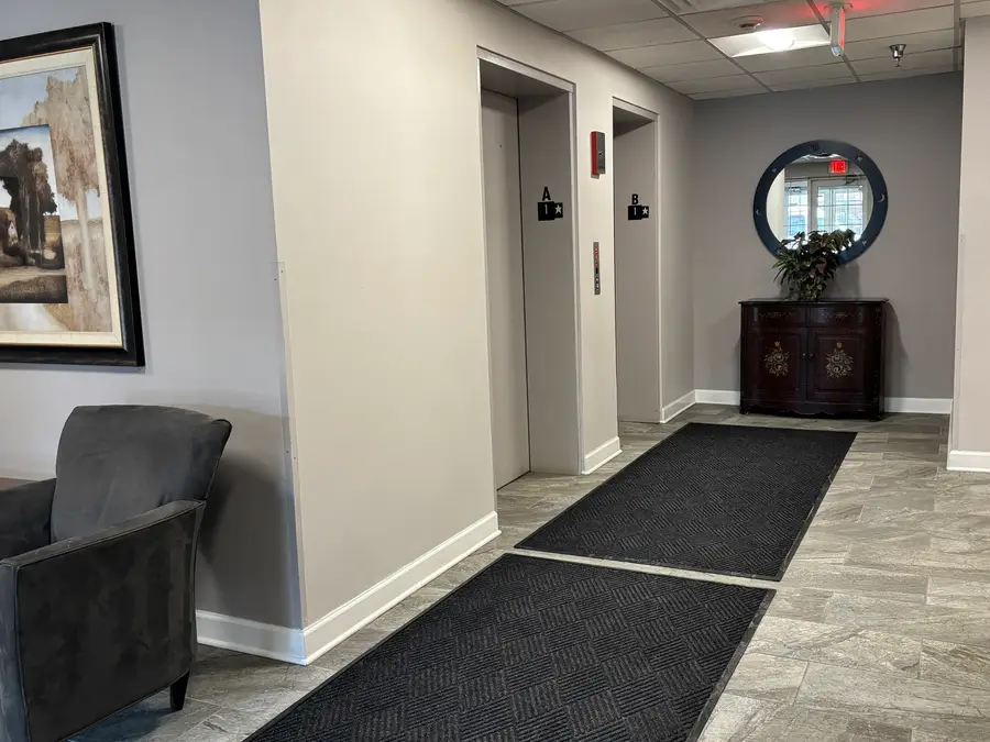 3303 Grove Avenue #310, Berwyn, IL 60402 - #2