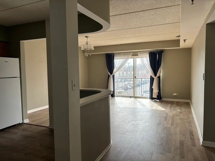 3303 Grove Avenue #310, Berwyn, IL 60402 - #3