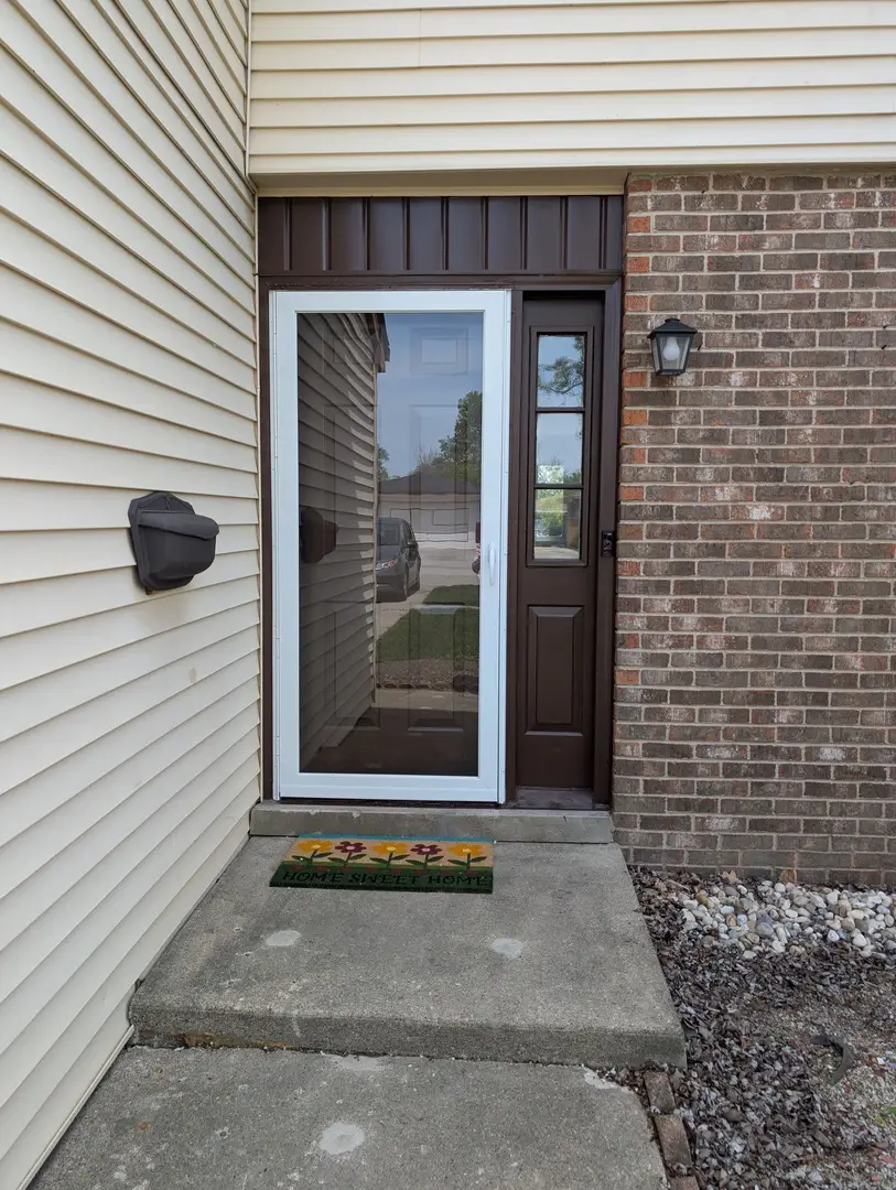 235 E Manchester Drive, Wheeling, IL 60090 - #2