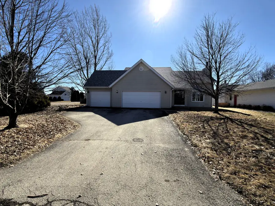 7075 Thomas Drive, Loves Park, IL 61111 - #2