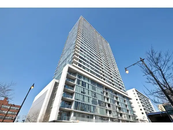 1720 S Michigan Avenue #208, Chicago, IL 60616