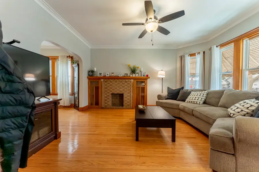 2513 N New England Avenue, Chicago, IL 60707 - #3