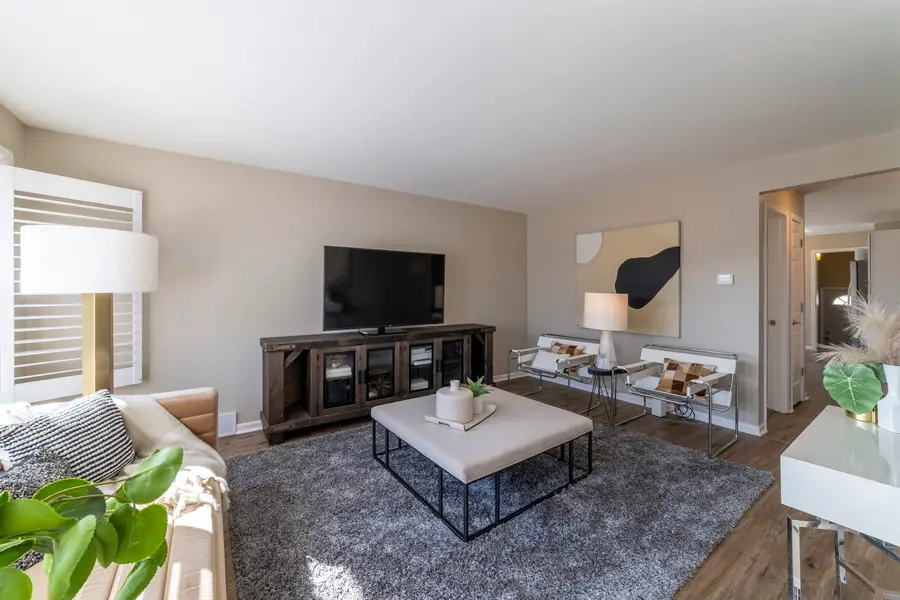 5806 S Menard Avenue, Chicago, IL 60638 - #2