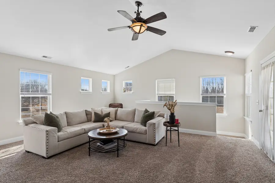 222 Bakers Drive W #222, Lakemoor, IL 60051 - #3