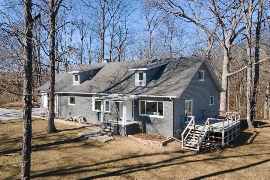 14700 N Allen Lane, Mount Vernon, IL 62864 - #2