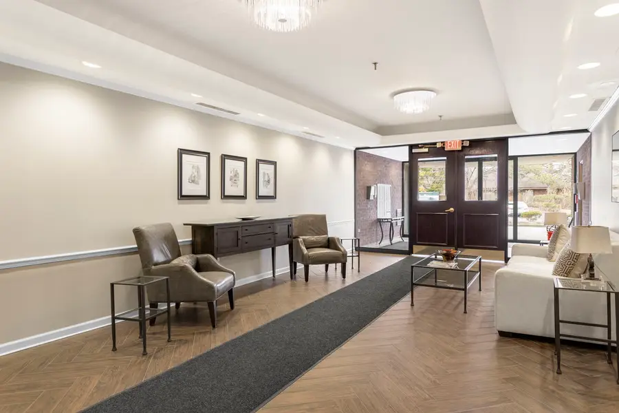 1140 Old Mill Road #304F, Hinsdale, IL 60521 - #3