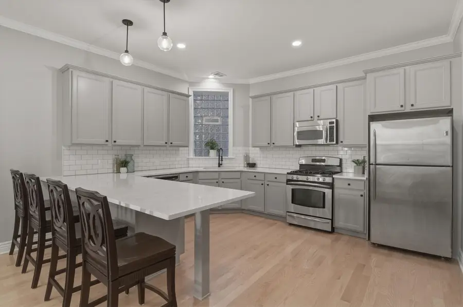 1254 W Diversey Parkway #1, Chicago, IL 60614 - #2