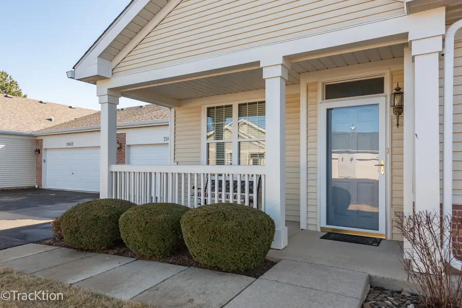 21456 Wolf Lake Way, Crest Hill, IL 60403 - #2