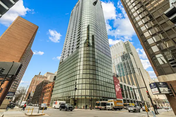 600 N Fairbanks Court #2606, Chicago, IL 60611