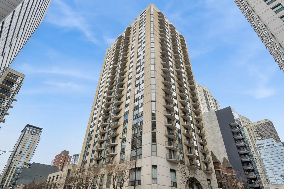 70 W Huron Street #1804, Chicago, IL 60654 - #1