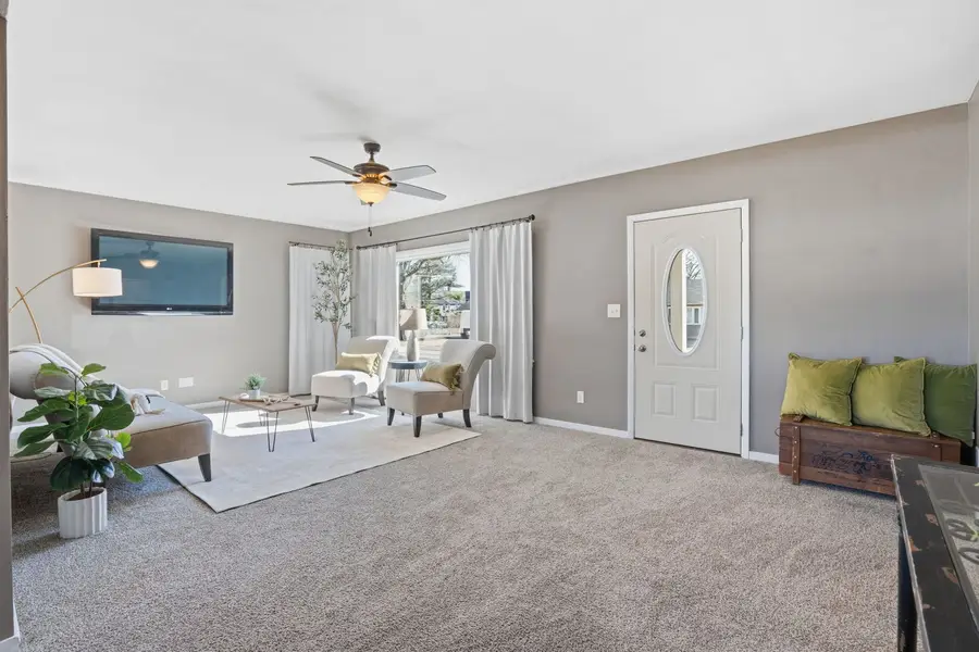 216 Central Drive, Eldridge, IA 52748 - #3