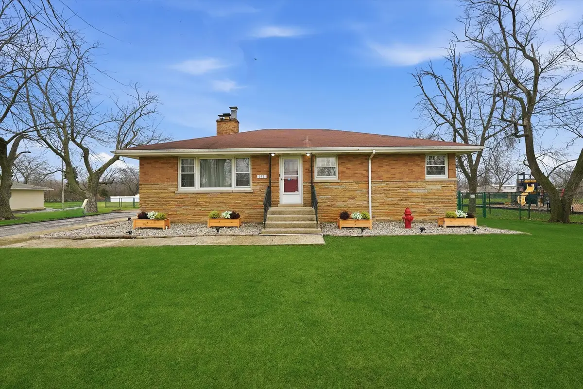 373 W Glengate Avenue, Chicago Heights, IL 60411 - #1