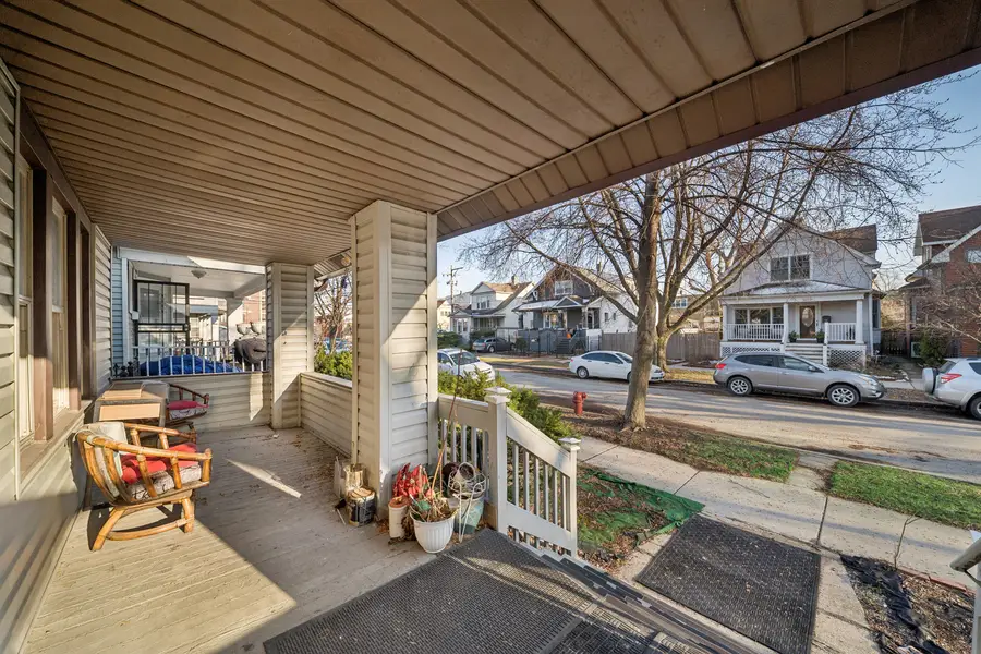 4022 W Eddy Street, Chicago, IL 60641 - #3