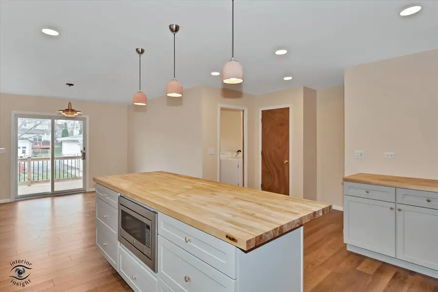 114 W Sumner Avenue, Peotone, IL 60468 - #3