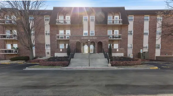 1501 Darien Lake Drive #201, Darien, IL 60561