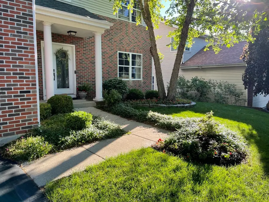 204 N Crooked Lake Lane, Lindenhurst, IL 60046 - #3