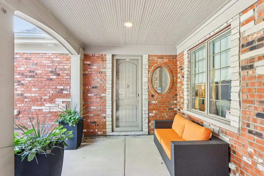 1209 W Charles Lane, Westmont, IL 60559 - #3