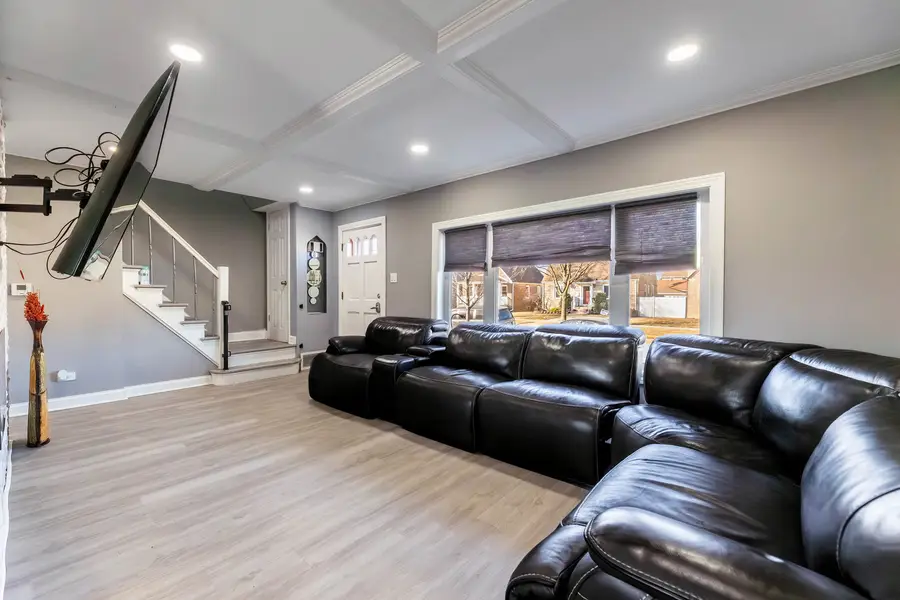 5227 S Neenah Avenue, Chicago, IL 60638 - #2