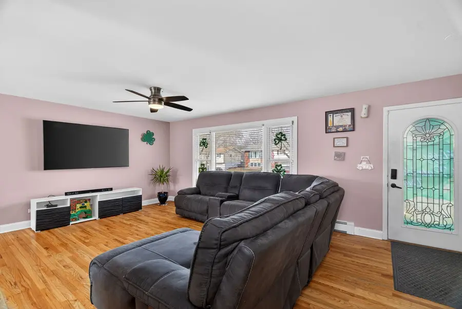 6331 Arcadia Drive, Tinley Park, IL 60477 - #2