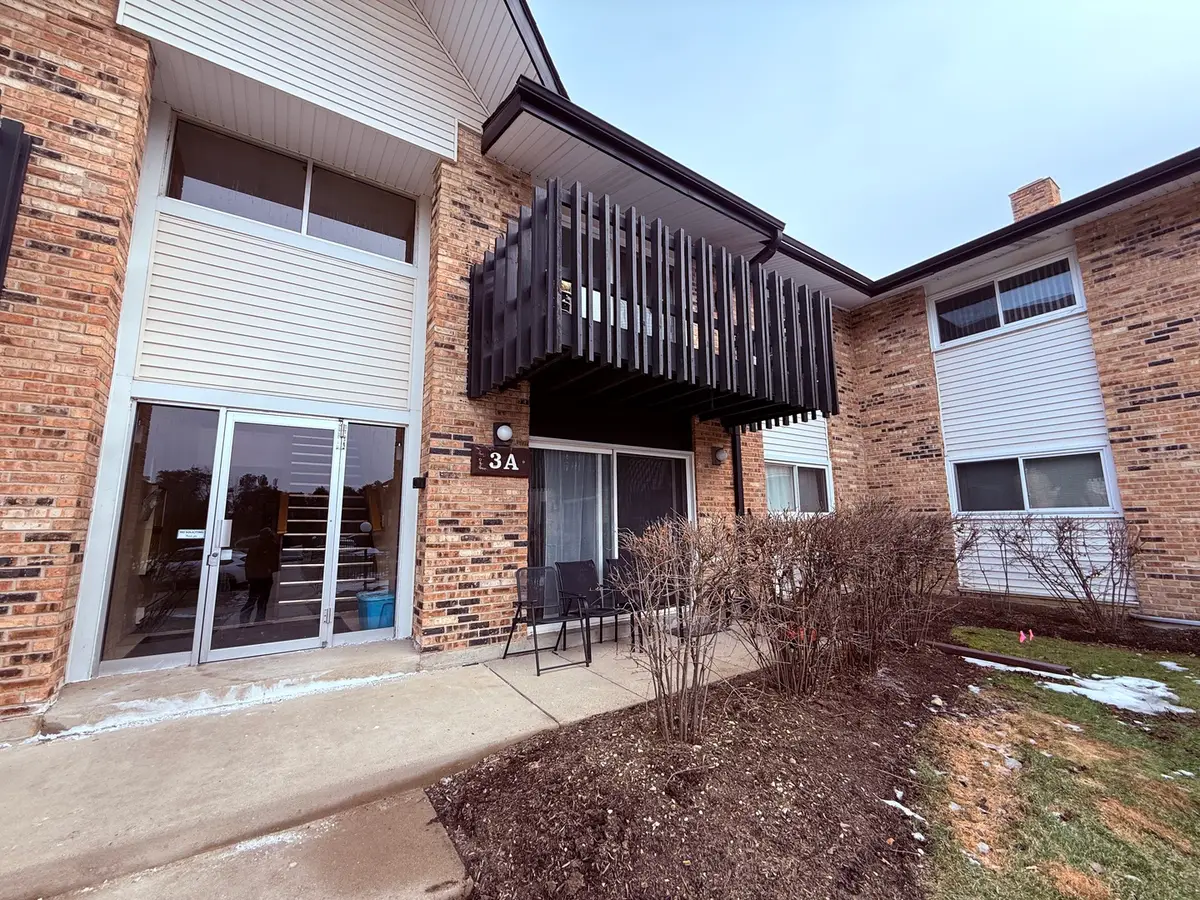 3A Kingery Quarter #103, Willowbrook, IL 60527 - #1