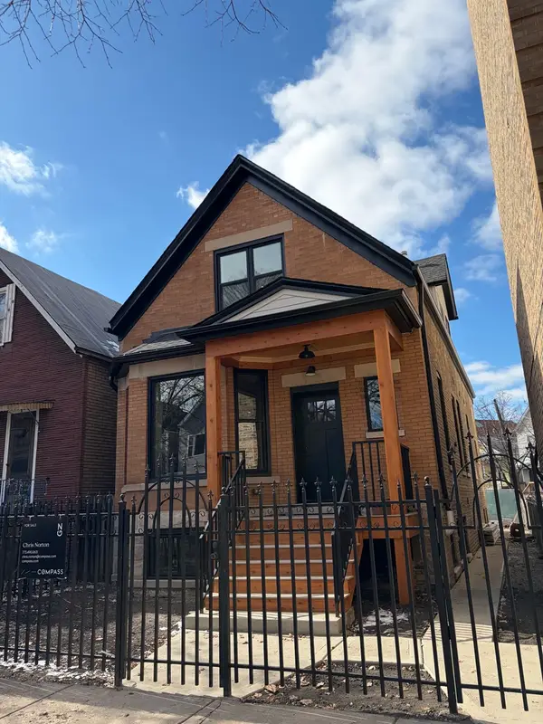 2840 N Christiana Avenue, Chicago, IL 60618