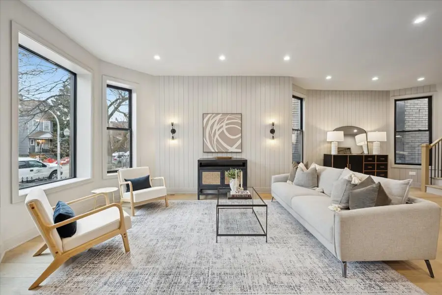 2840 N Christiana Avenue, Chicago, IL 60618 - #2