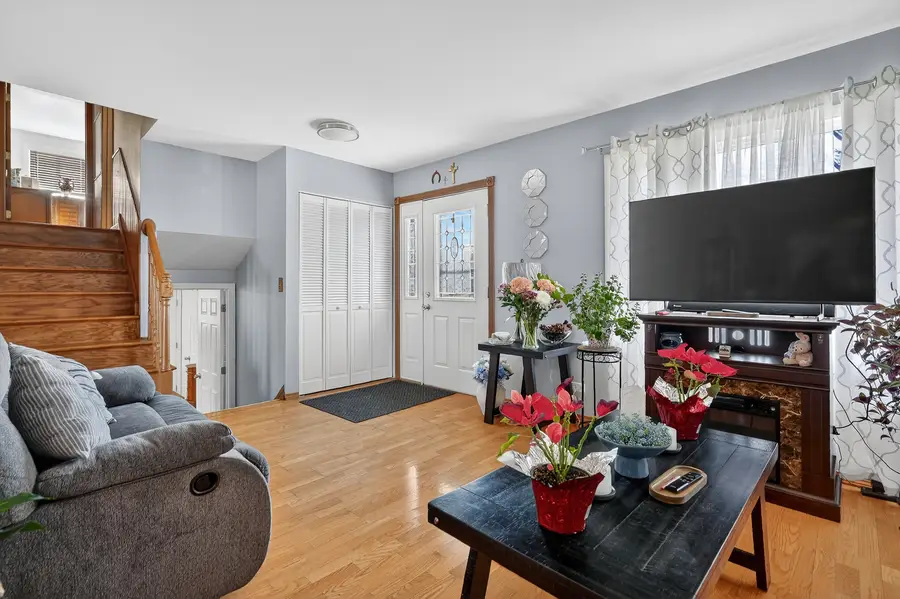 3945 County Farm Road, Hanover Park, IL 60133 - #3