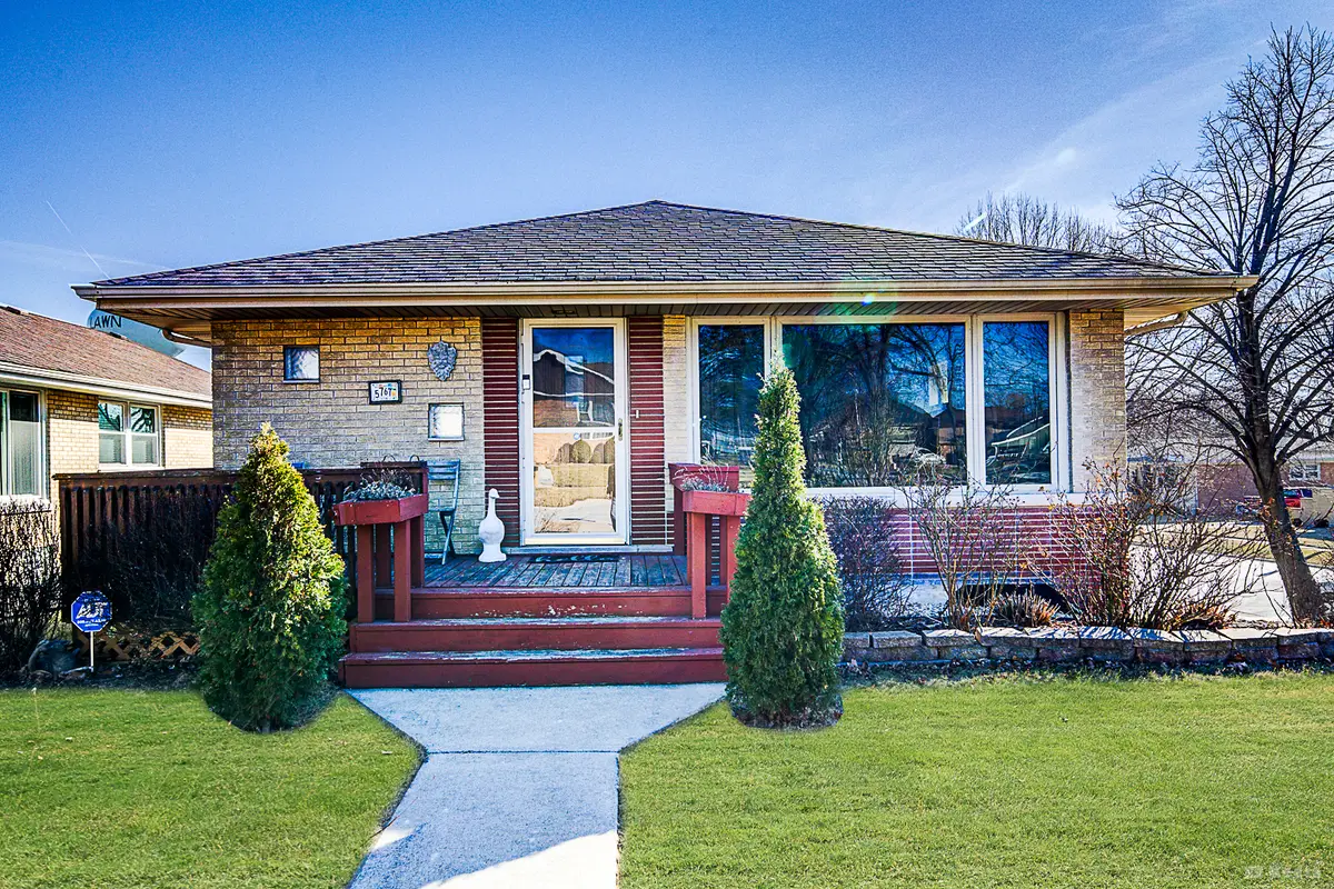 5767 W 97th Street, Oak Lawn, IL 60453 - #1