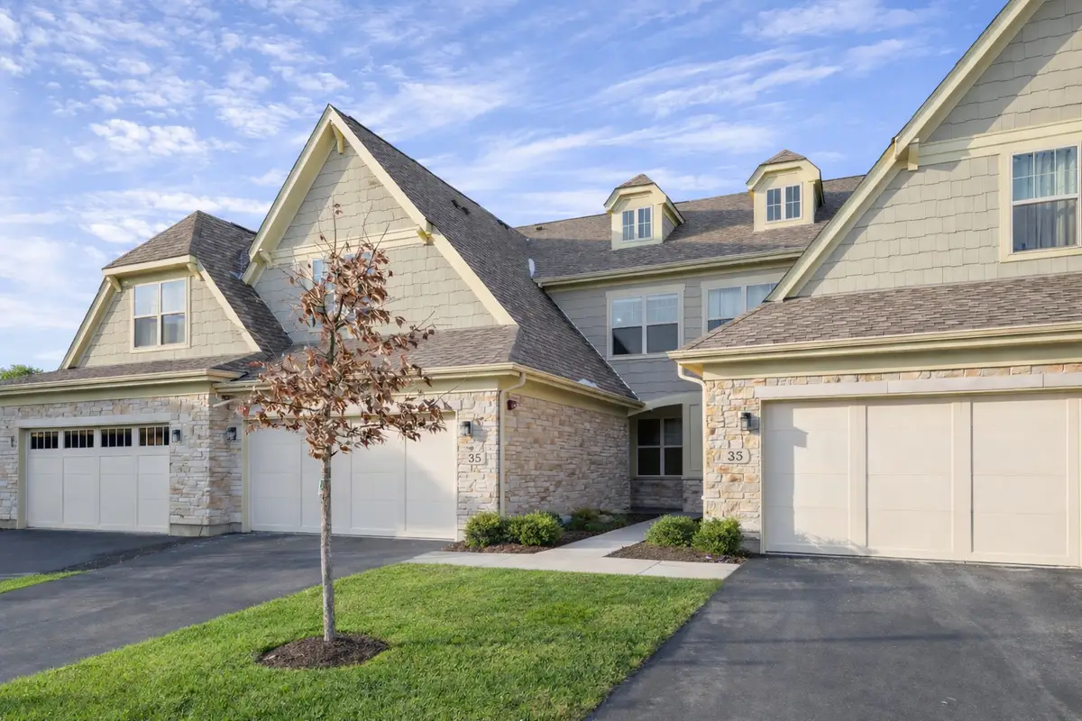 35 Woodland Trail, Lincolnshire, IL 60069 - #1