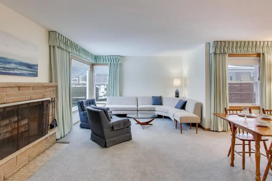 820 N Delphia Avenue, Park Ridge, IL 60068 - #3