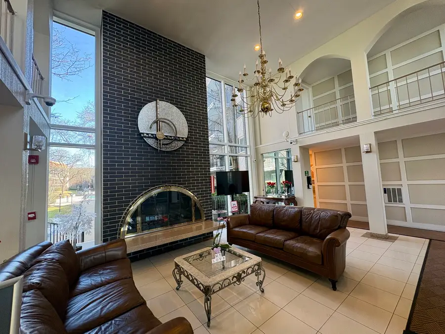 9529 Bronx Avenue #401, Skokie, IL 60077 - #3