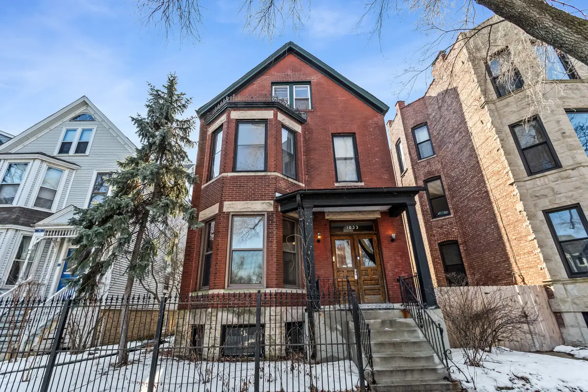 1033 W Wellington Avenue, Chicago, IL 60657 - #1