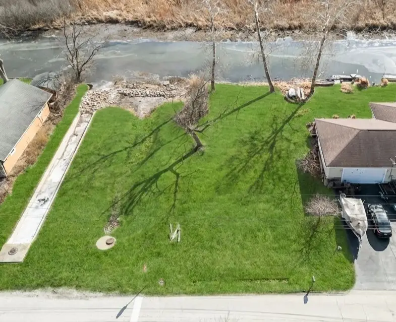 818 Sheridan Drive, Wauconda, IL 60084 - #2