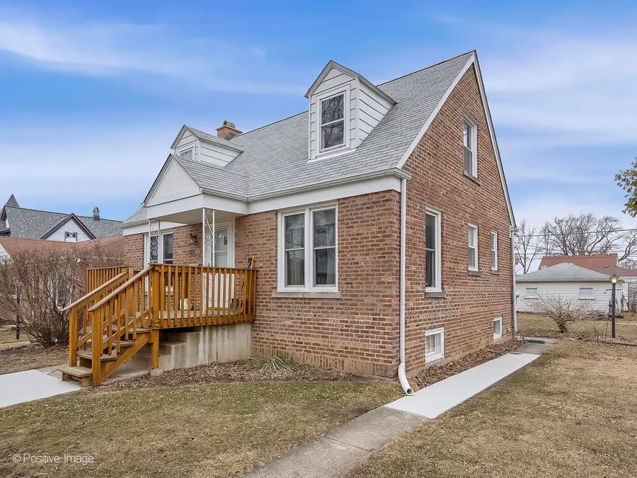 9516 Jackson Avenue, Brookfield, IL 60513 - #2