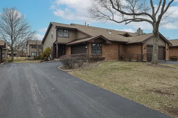 120 White Birch Lane, Westmont, IL 60559