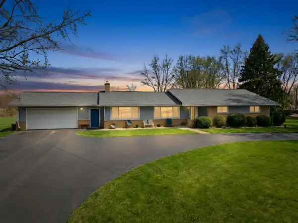 28007 Brickville Road, Sycamore, IL 60178