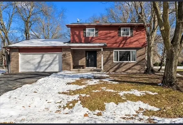 250 N View Street, Hinckley, IL 60520