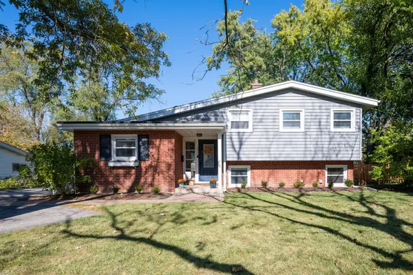 950 Brookside Lane, Deerfield, IL 60015